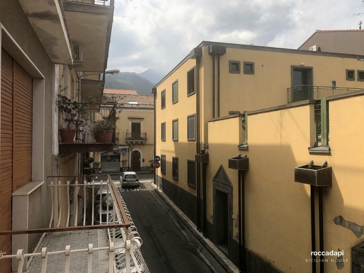 Vila Casa Rocca D'Api Zafferana Etnea Exteriér fotografie